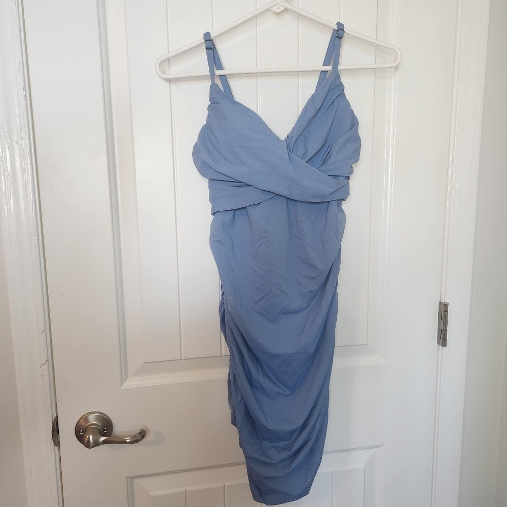 Halara Deep V Neck Adjustable Strap Backless Ruch… - image 3